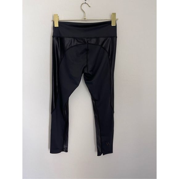 VIE ACTIVE Semi Reflective 7/8 Length Leggings Size Small - Picture 5 of 6